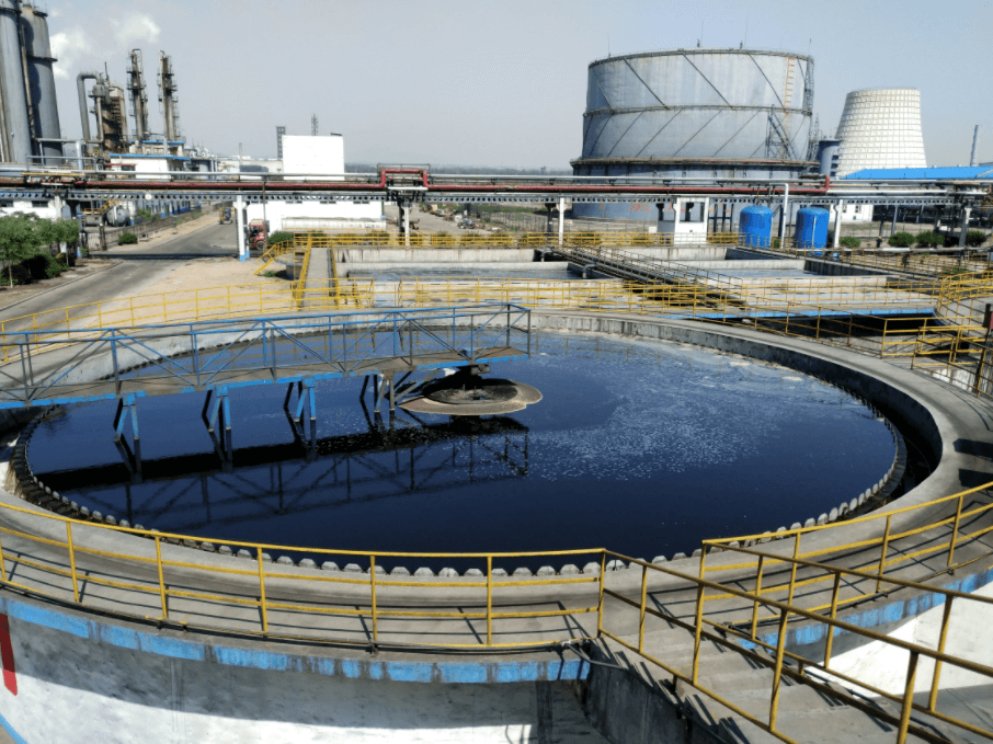 (圖:有機硅水處理消泡劑除泡效果)