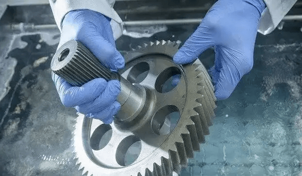 (圖:金屬清洗現場)