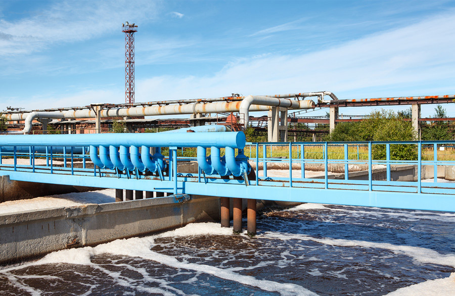 (圖:南輝客戶造紙污水池起泡現場)